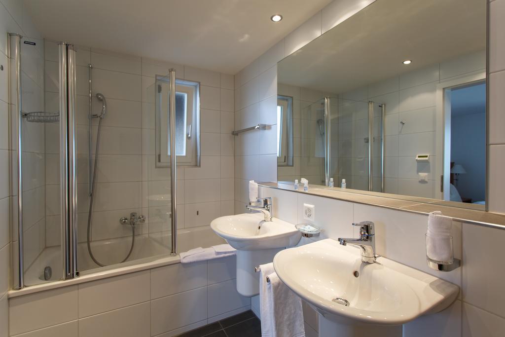 Hotel Kreuz Leissigen Habitación foto